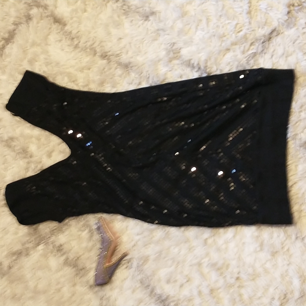 Bebe Sport woman's size S sleeveless long sequined top or short dress